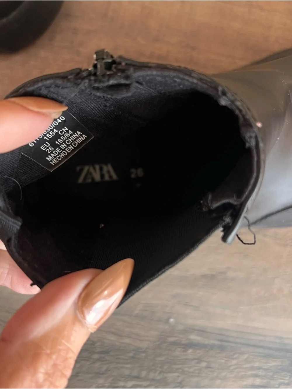 Zara size 26
